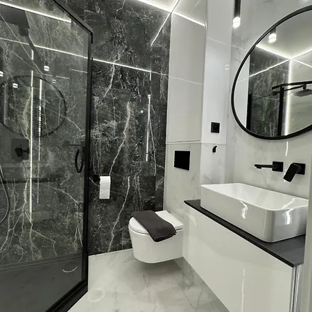 Dluga Homely Apartament, 2 Rooms, 24h Self Check-in Daire *